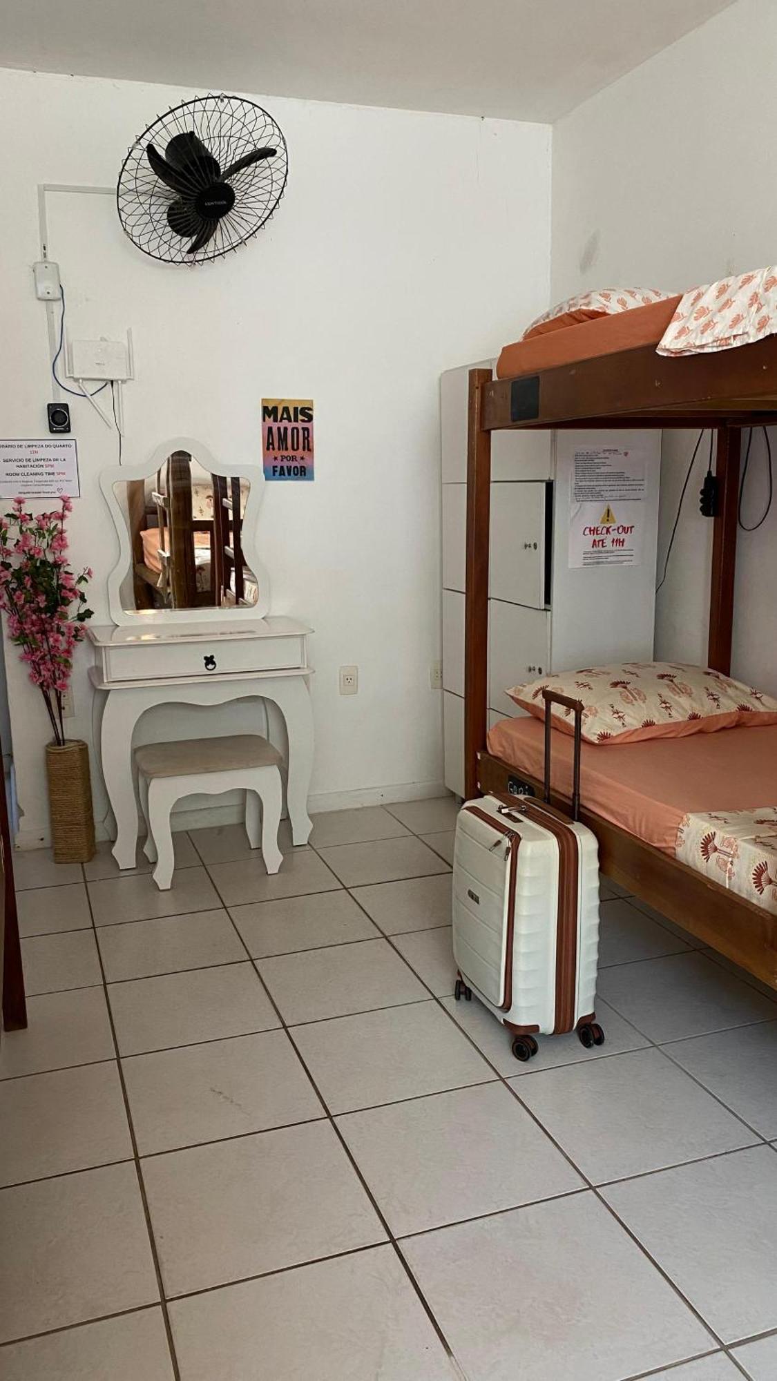Pequi Hostel Florianopolis Ngoại thất bức ảnh