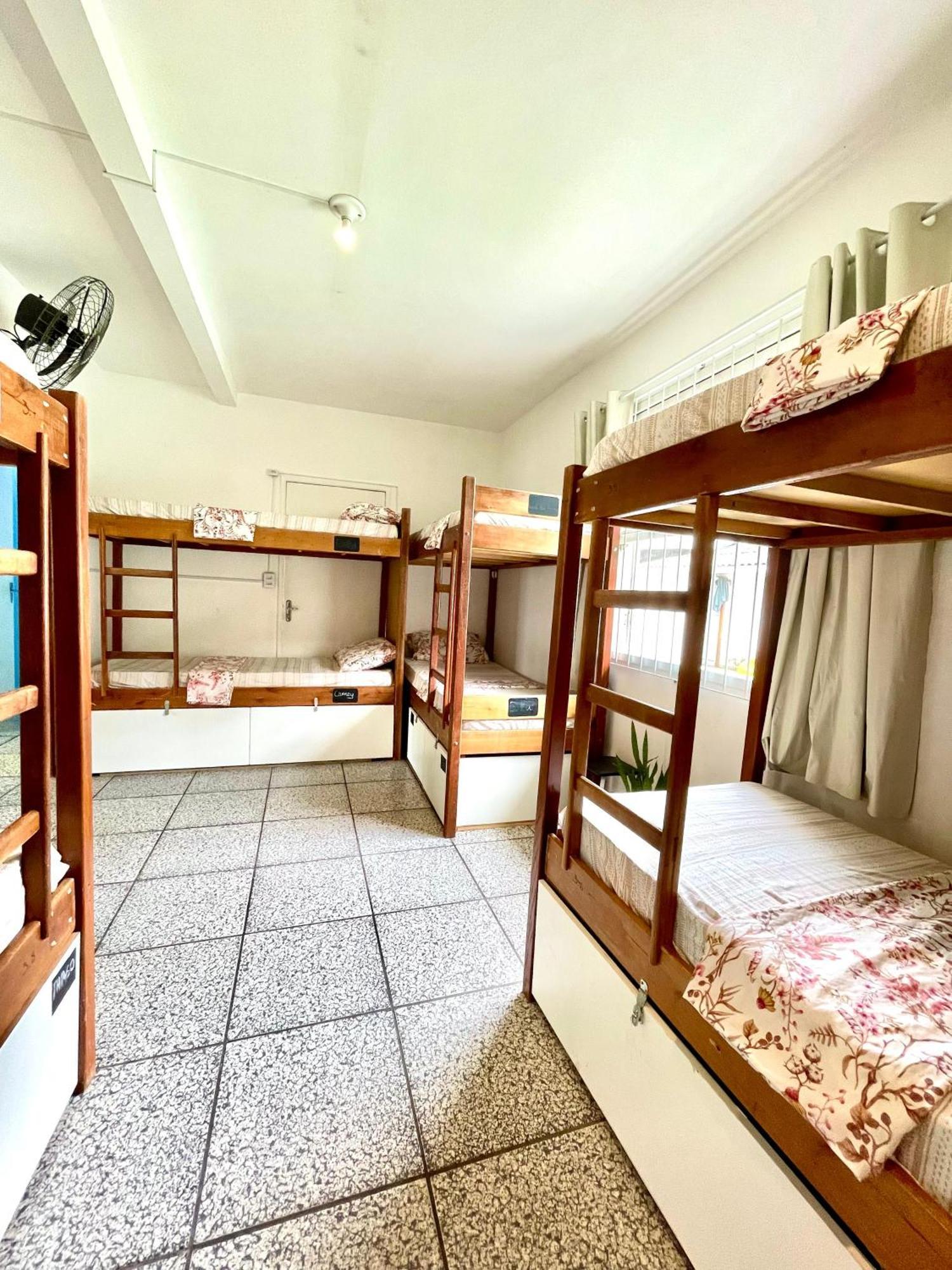 Pequi Hostel Florianopolis Ngoại thất bức ảnh